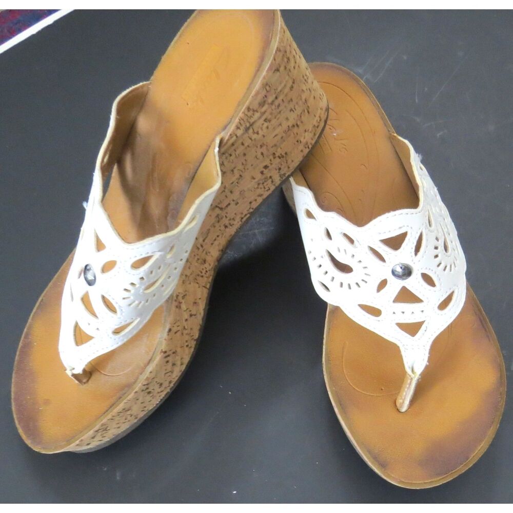 Clarks Women's Mimmey Anne Cork Wedge Thong Sandals  Leather White 7.5-8 *